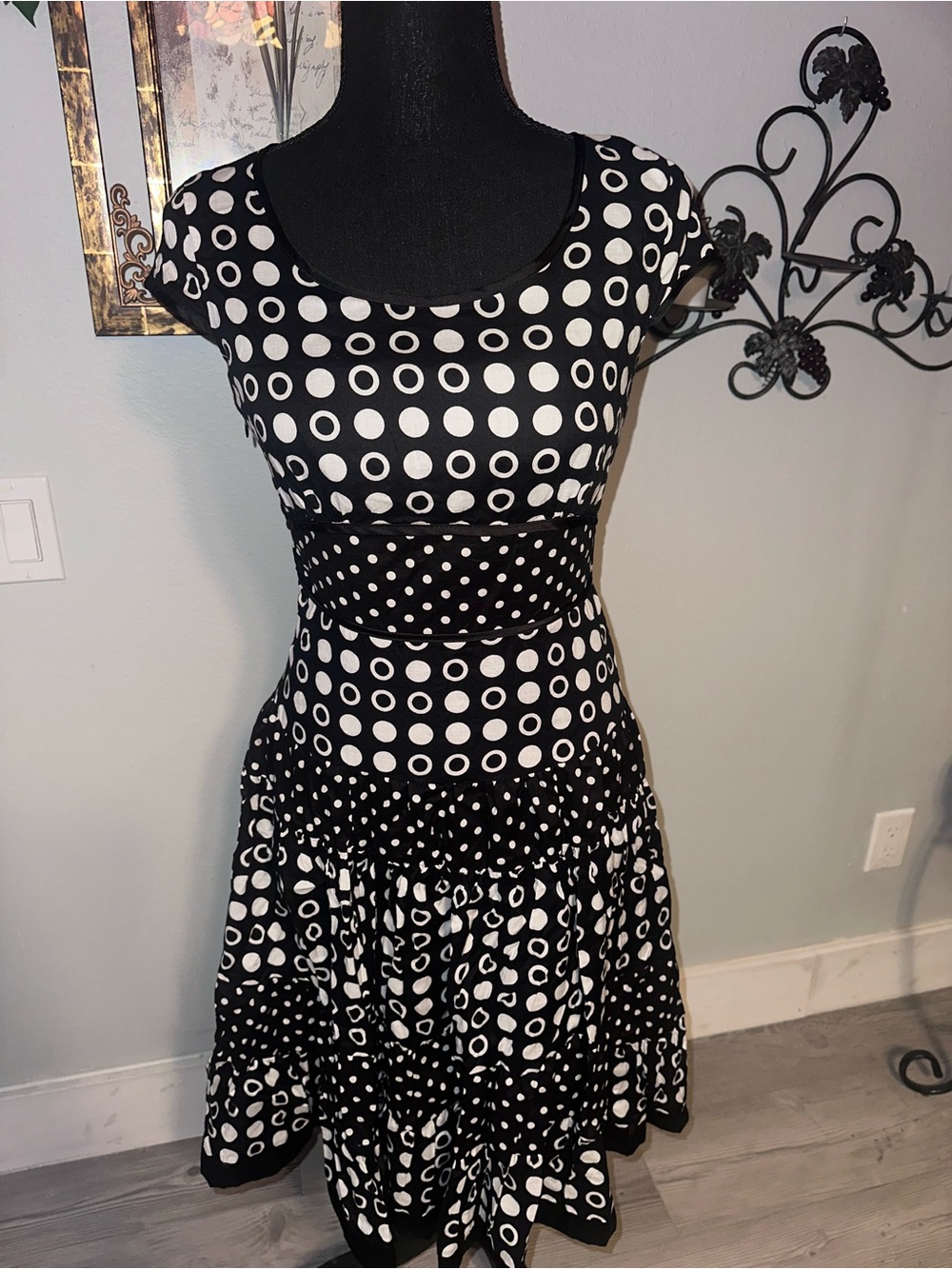 Vintage Y2K Black and White Retro Polka Dot Fit-and-Flare Dress, Size 6